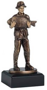 Statuetka Wędkarz RFXR1759 – Ekskluzywne Trofeum Wędkarskie z Grawerem