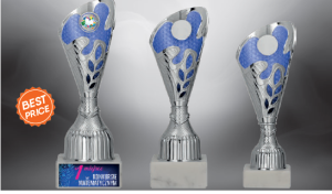 Nowoczesny Zestaw 3 Pucharów Srebrno-Niebieskich – Elitarny Komplet Trofeów z Grawerem (22, 21, 19 cm)